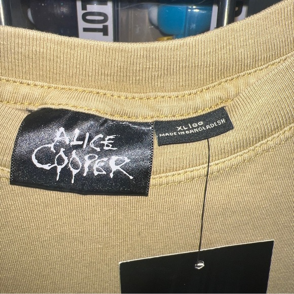 Alice cooper mens licensed T-shirt sz xl nwt - Picture 3 of 3